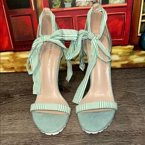 Shoe Republic LA Green And White Stiletto Heels With Laces